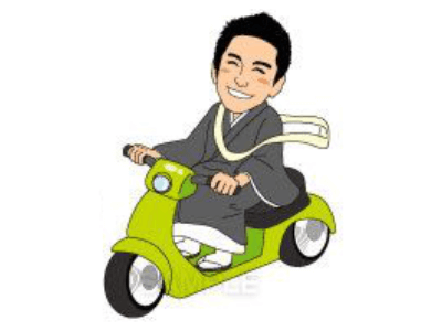 P12-2 漫画風タッチ似顔絵制作例 原付バイクに乗る僧侶